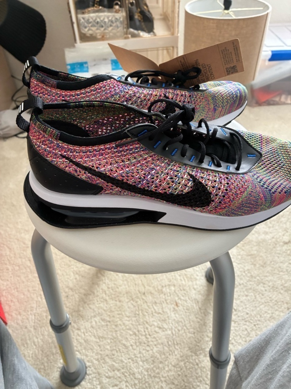 Nike Air Flynit size 9.5 Brand New- NWT - Picture 6 of 7